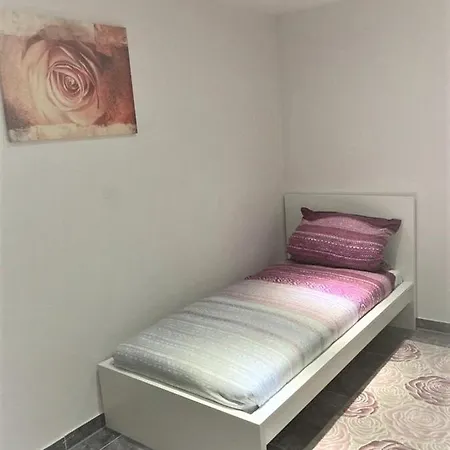 Sara Apartment *